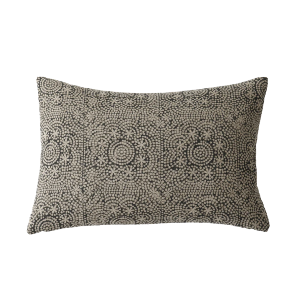 **DISCONTINUED** Arbor Noir Pillow Cover