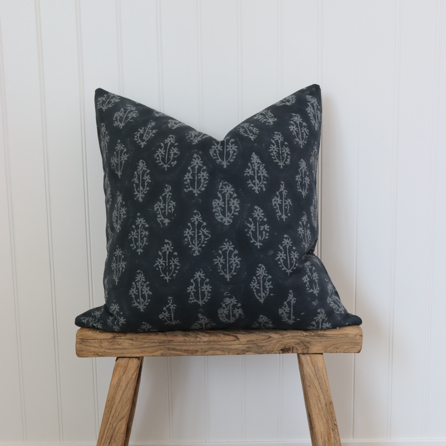 Iris Pillow Cover