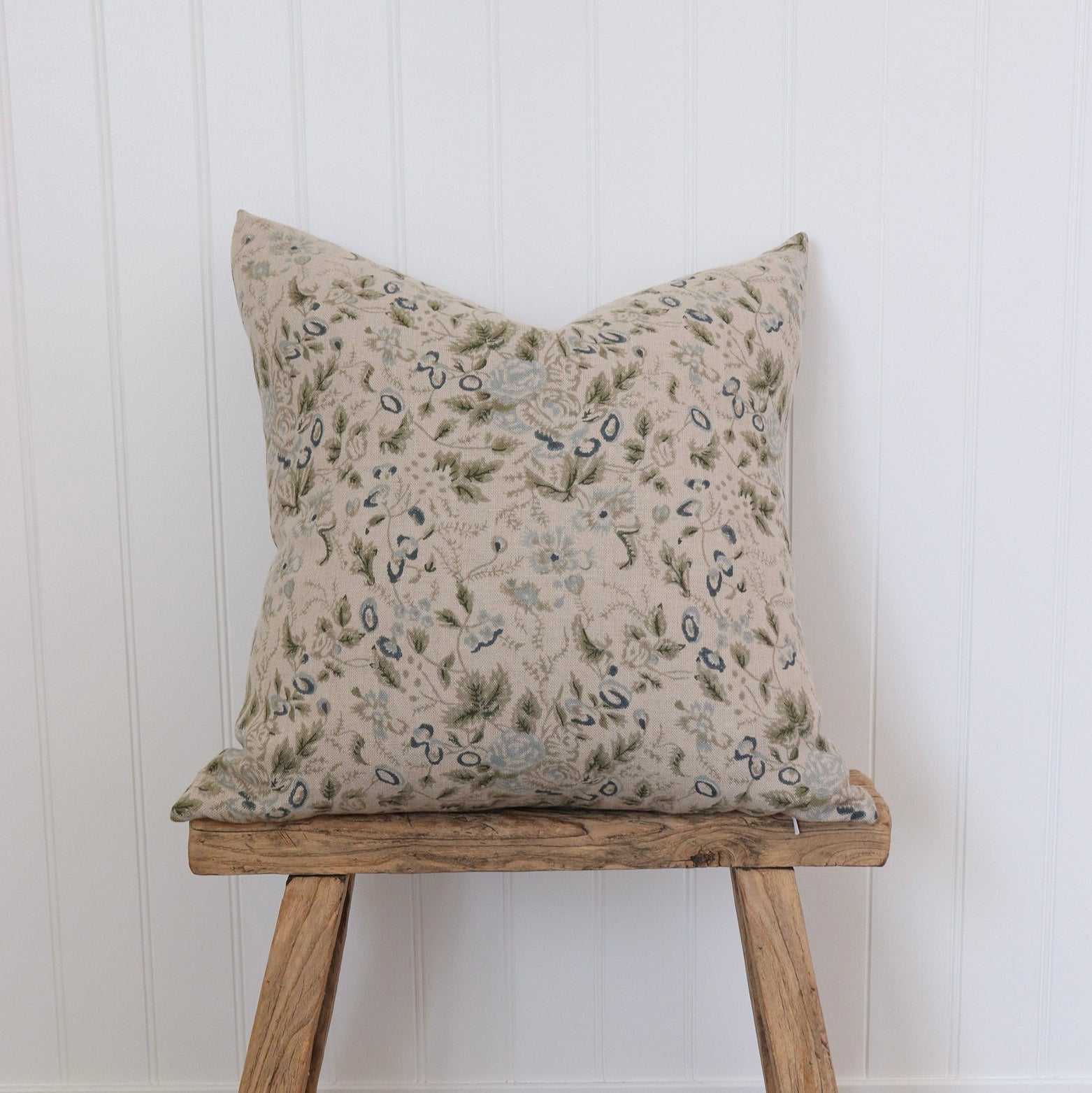 Fiona Floral Pillow Cover
