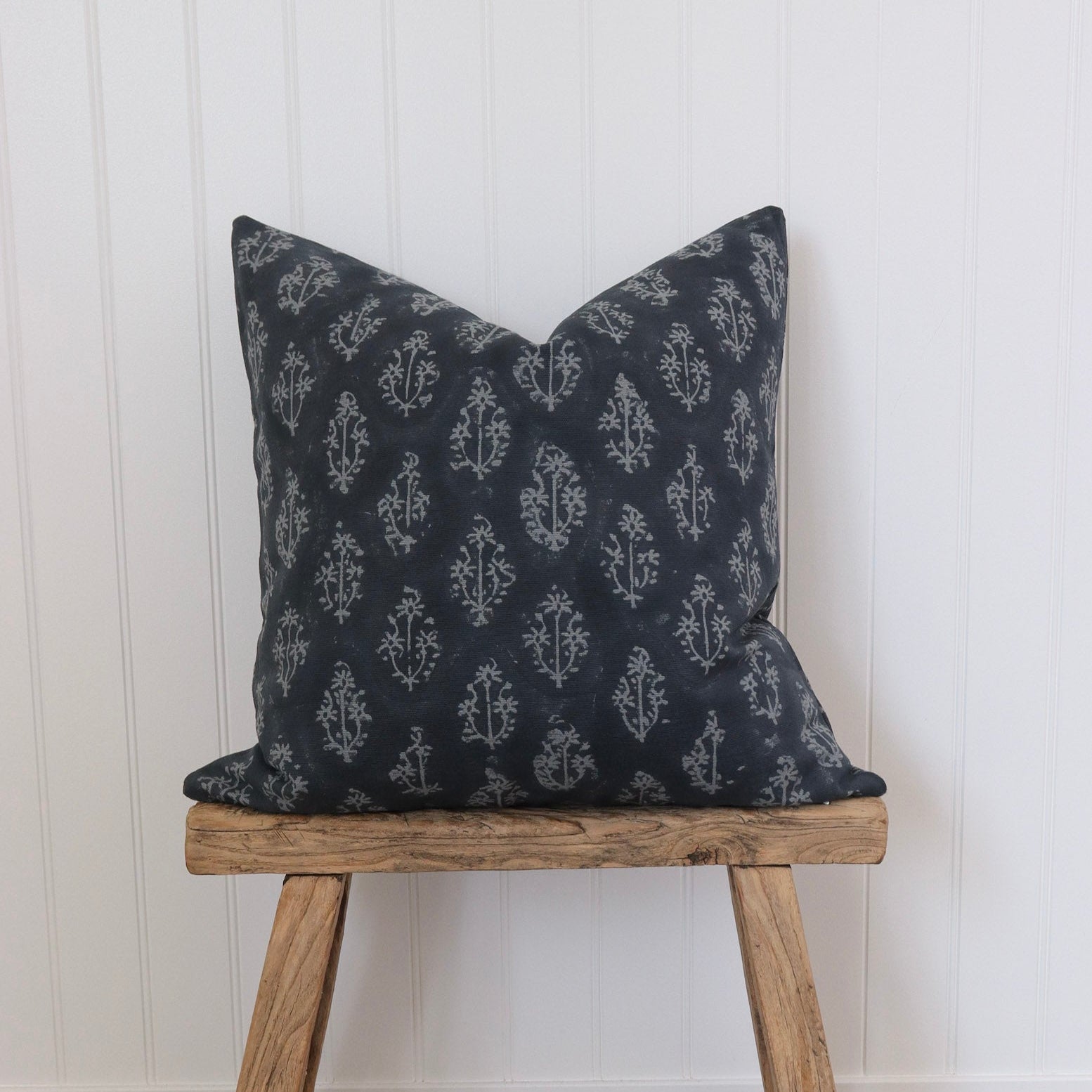 Iris Pillow Cover